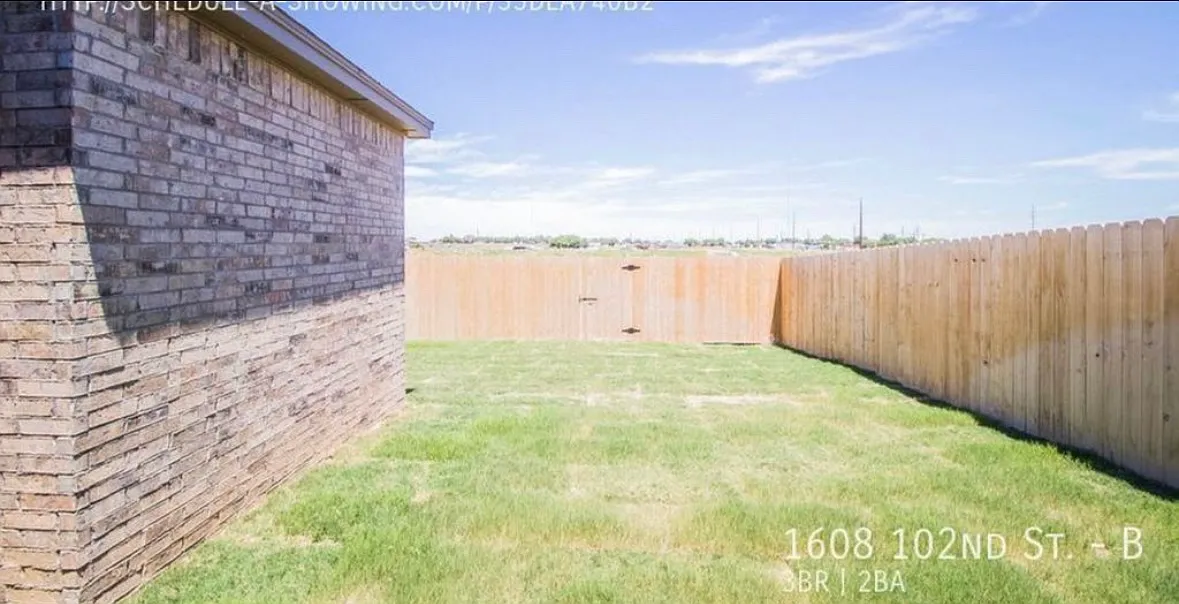 3 bed, 1487 sqft, $1,500 — Photo 2