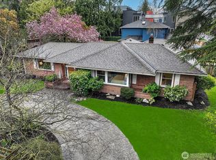 11757 Meridian Ave N, Seattle, WA