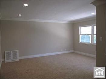 3rd image of 11631 Robert Ln