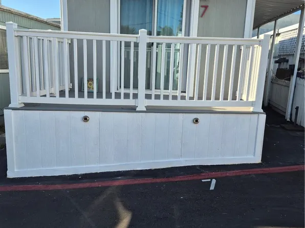 531 7th St, Hermosa Beach, CA 90254