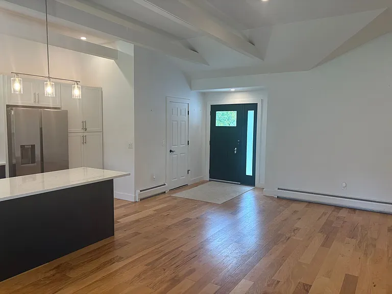 73 Candlewood Dr — Photo 4