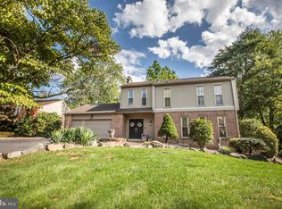 38 Par Dr, Reading, PA 19607
