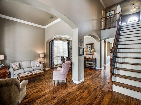 5th image of 2313 Therrell Way