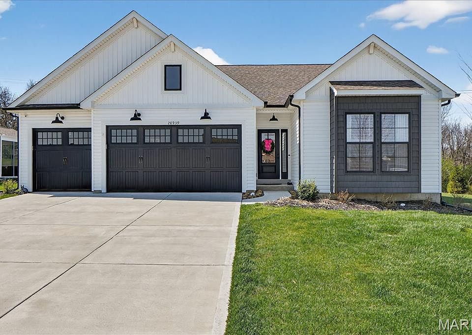 1st image of 28939 Old Court Dr