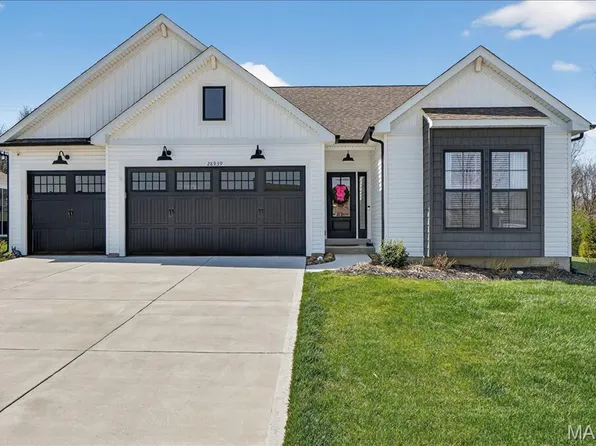 28939 Old Court Dr, Foristell, MO 63348