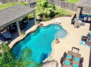 13115 Green Shores Ln, Rosharon, TX 77583