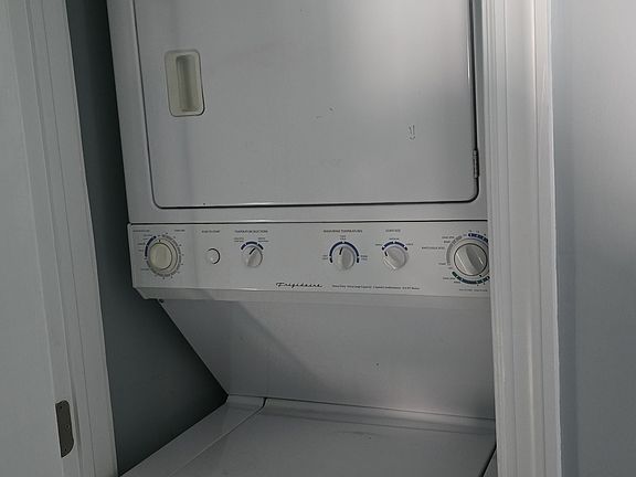 5th image of 111A Wood Ave #2
