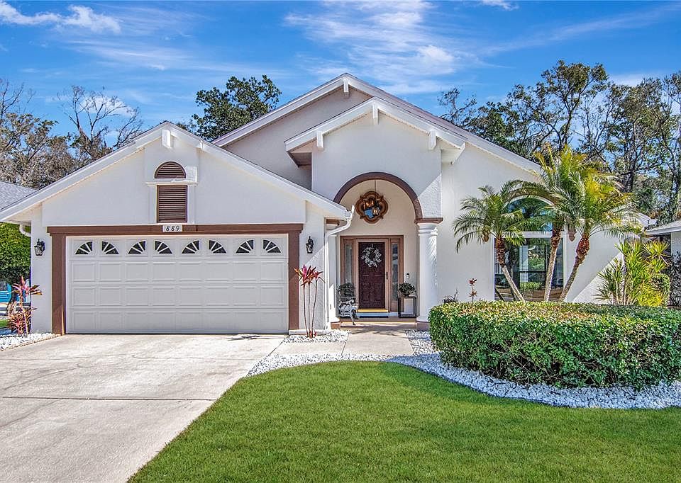 1st image of 889 Crestridge Cir