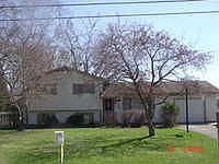 1st image of 716 Lakeview Dr