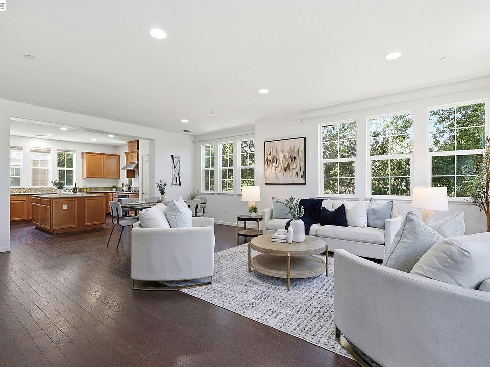 1st image of 6951 N Mariposa Ln