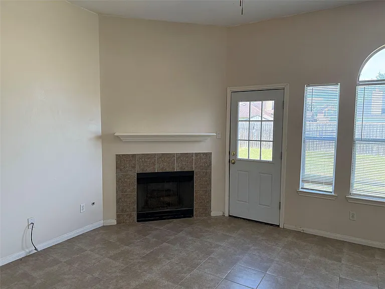 2226 Dawn Shadow Way — Photo 11