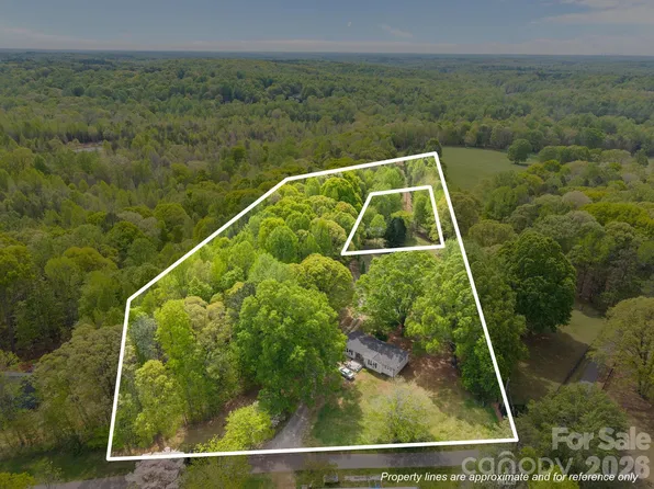 5748 & 5750 Vinewood Rd, Davidson, NC 28036