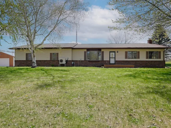 7480 E Five Mile Rd, White Cloud, MI 49349