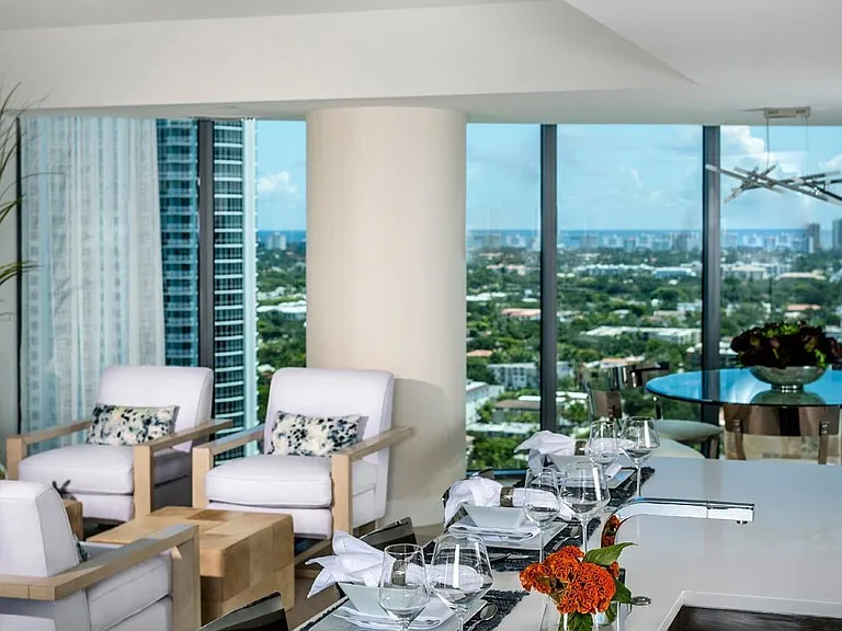 Icon Las Olas — Photo 24