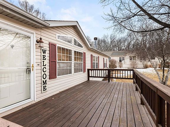 2nd image of 5824 Cypress Ln