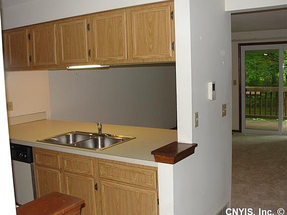 4th image of 8104 Verbeck Dr