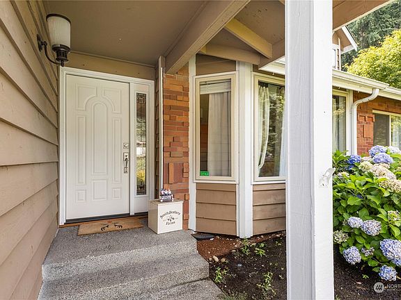 2nd image of 13623 110th Avenue Ct E