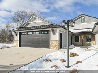 2757 County Rd, Ee Abrams, WI 54101