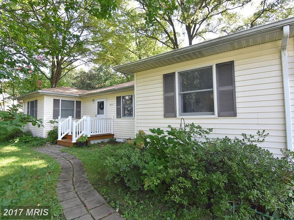Spacious &~Curb Appealing~Rambler ~