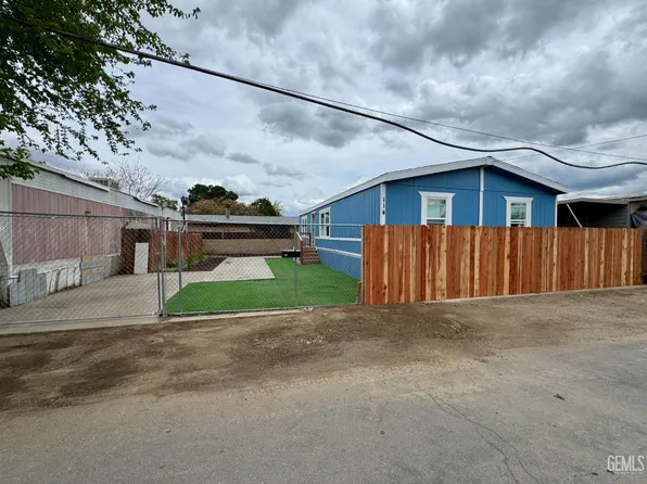114 Plymouth Ave, Bakersfield, CA 93308