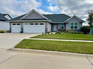 4089 Larkspur Dr, Marion, IA 52302