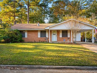 102 Holly St, Pineville, LA, 71360