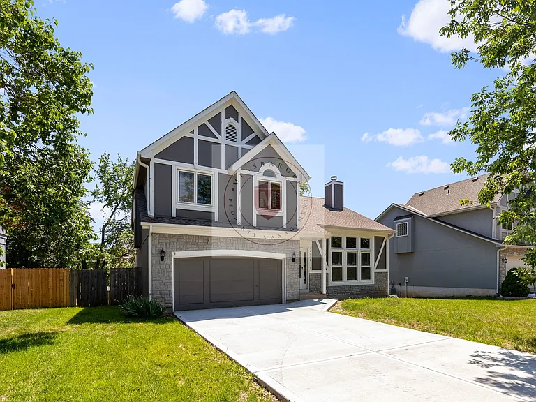 14003 W 110th Ter — Photo 1