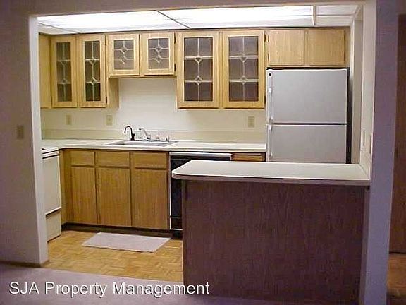 5th image of 12707 NE 120th St #10