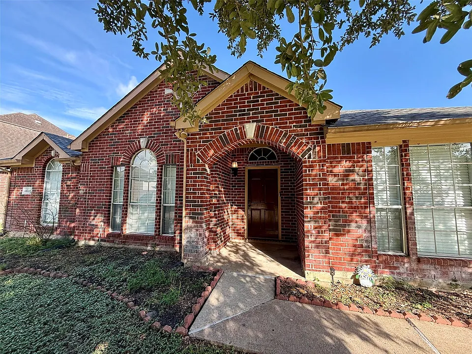 14310 Cypress Green Dr