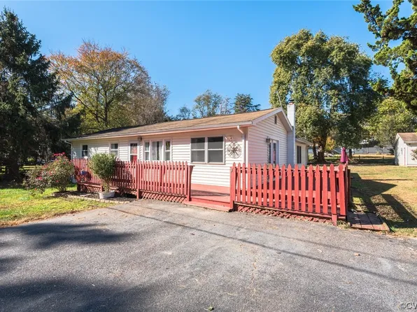 122 Fairview Rd, Louisa, VA 23093