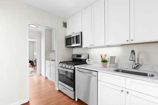 Sold by Compass | media 24