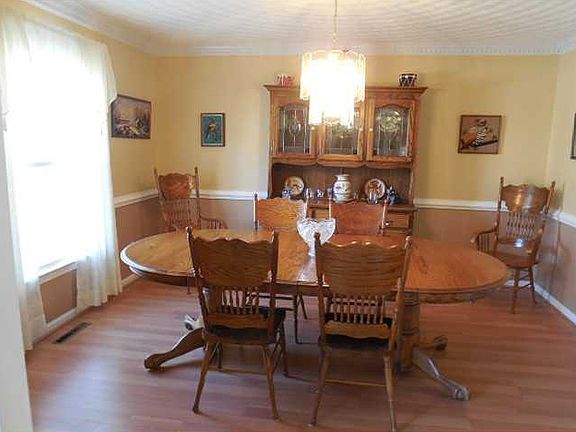 3rd image of 4841 Michaux Dr