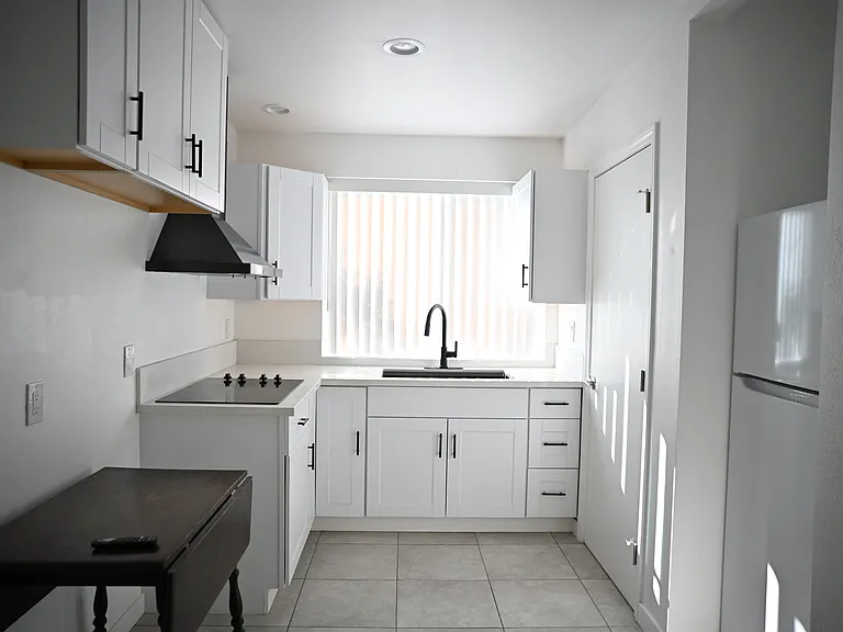 322 Loma Vista St #A — Photo 1