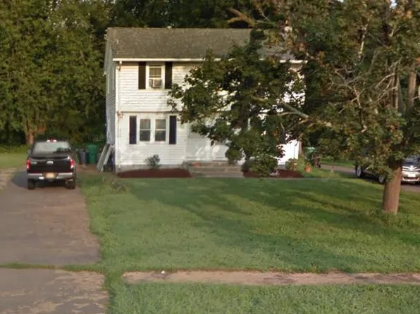 356 Chicopee St, Chicopee, MA 01013