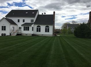 25 Paddock Dr, Plainville, MA 02762