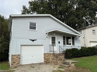 1031 Grant Ave NW, New Philadelphia, OH 44663