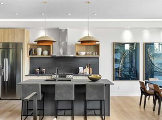3B SE Willow Cres SW, Calgary, AB T3C3B8