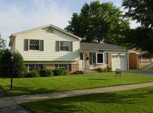 5179 Coulter Rd, Oak Forest, IL 60452