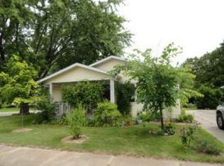 304 S Oakland Ave, Oconto Falls, WI 54154
