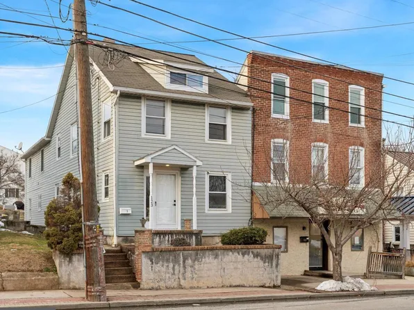 123 W Lancaster Ave, Downingtown, PA 19335