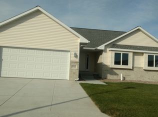 1715 W 12th Street Pl, Kearney, NE 68845