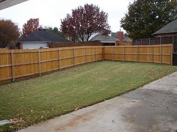 4th image of 7609 Capella Ct