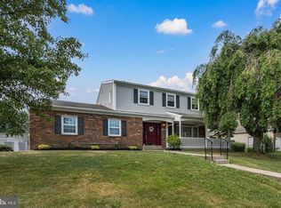 614 Warwick Rd, Fairless Hills, PA 19030