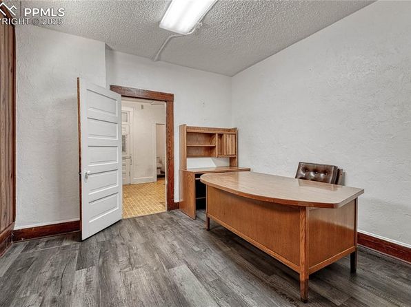 denver-colorado-444454095 picture