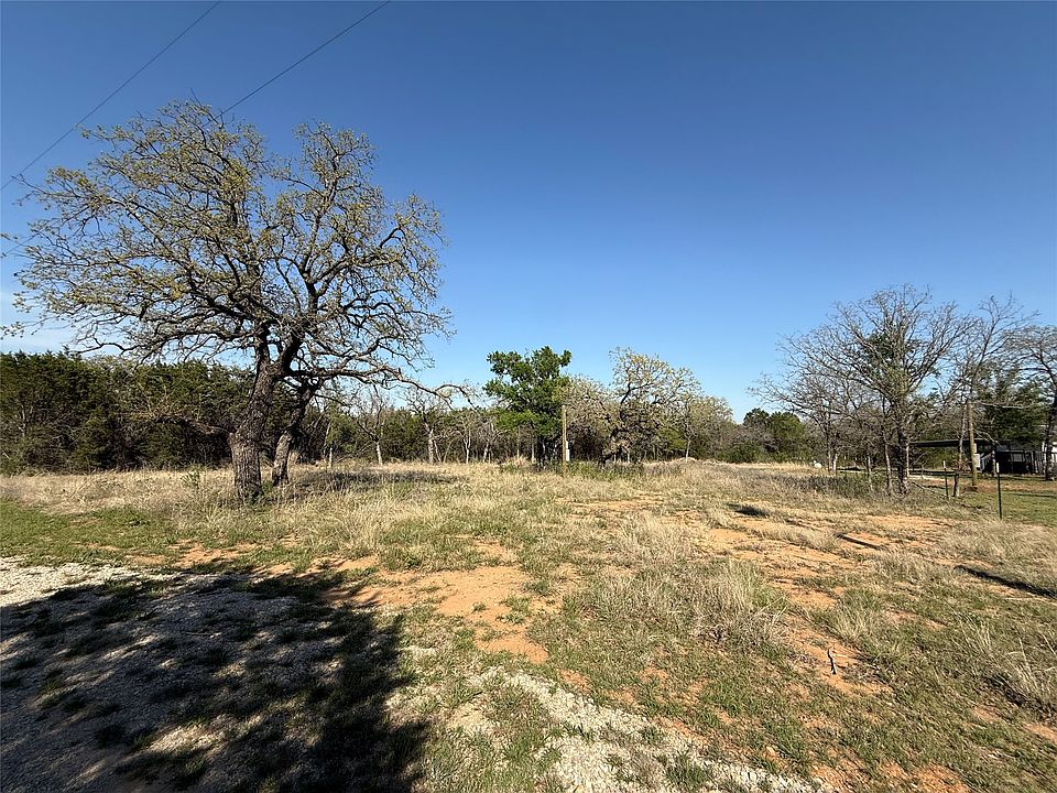 2nd image of 267 Oaks Crossing Rd