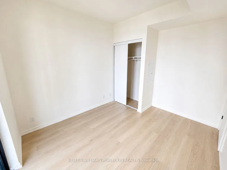 109 Erskine Ave #1106 — Photo 15