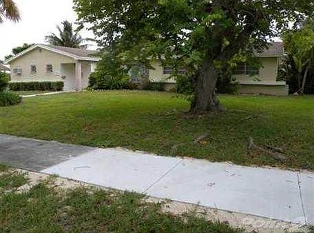 4th image of 15441 SW 82nd Ave