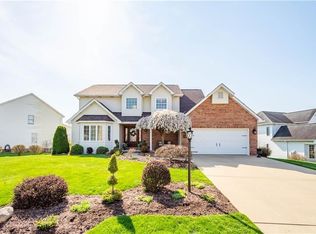 717 Lindenwood Dr, Coraopolis, PA 15108