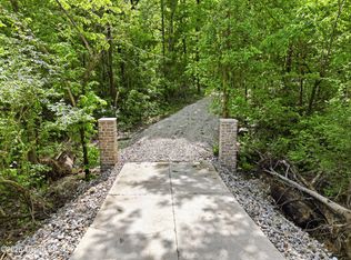 5900 Billtown Rd, Louisville, KY 40299