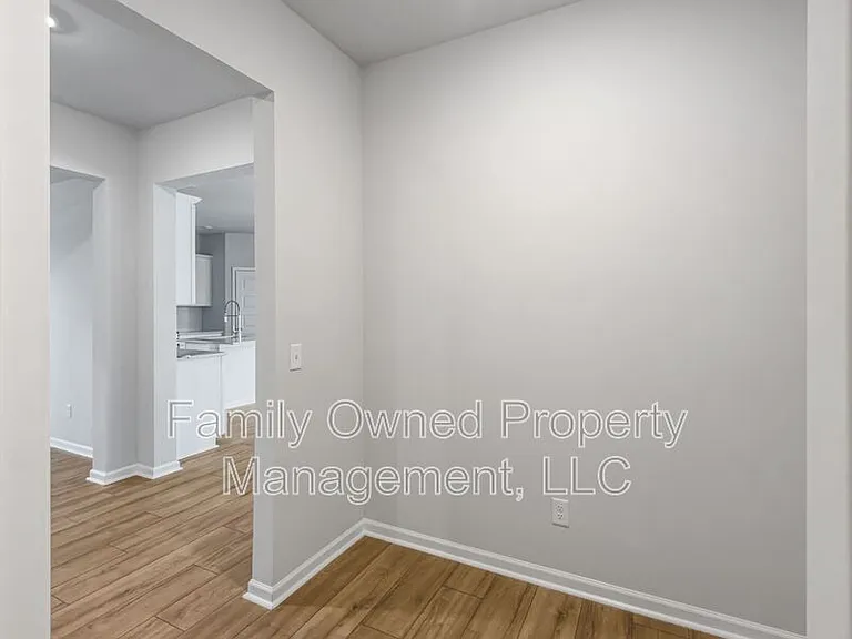 2048 Longhorn Ln — Photo 16